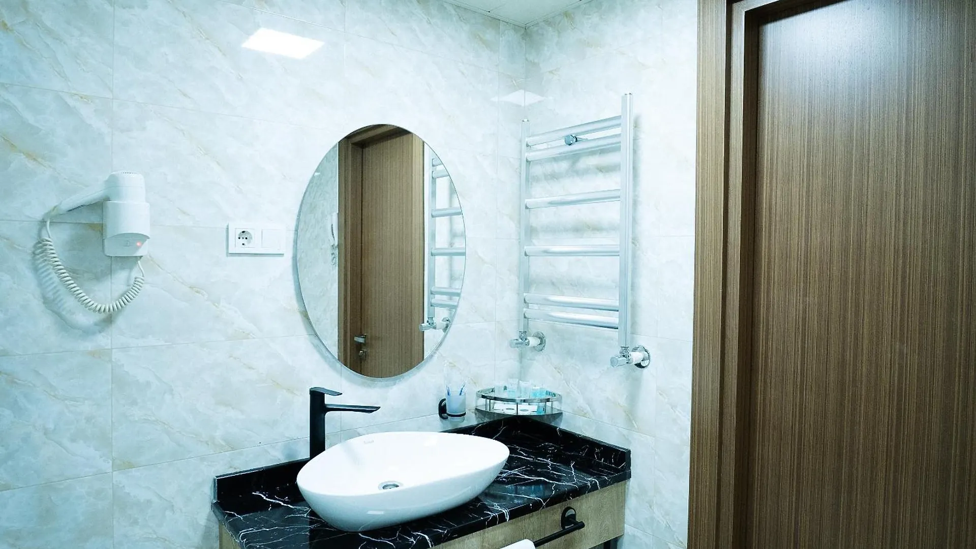 La Corne Hotel Baku
