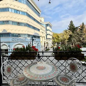  Отель Nizami Park